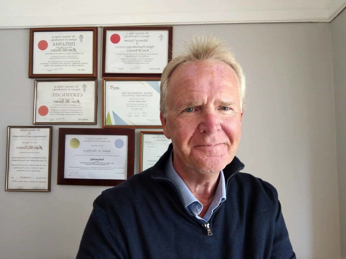 Hypnotherapy Training Course Director Robin W Thorburn